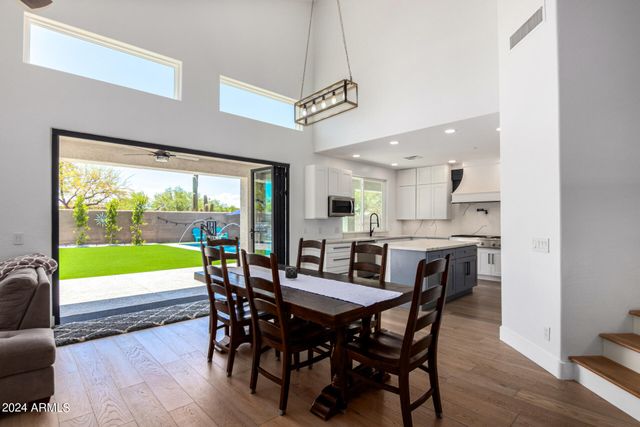 7329 E TAILFEATHER Drive, Scottsdale, AZ 85255