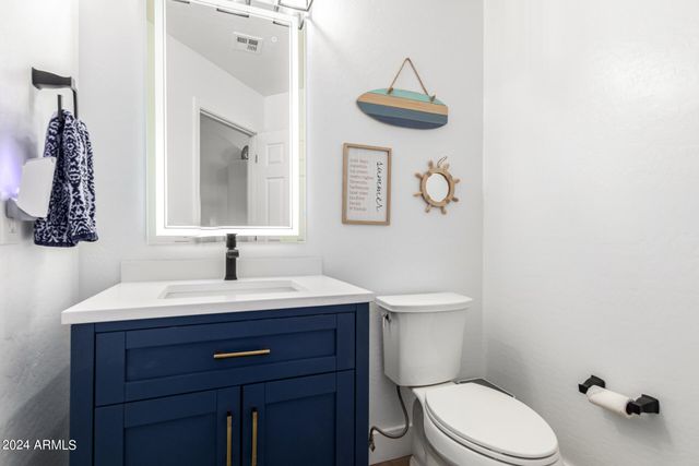 7329 E TAILFEATHER Drive, Scottsdale, AZ 85255