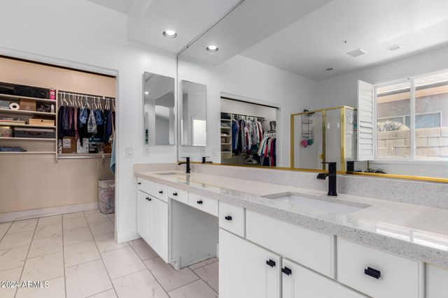 7329 E TAILFEATHER Drive, Scottsdale, AZ 85255