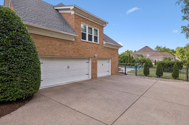 1203 Devens Dr, Brentwood, TN 37027