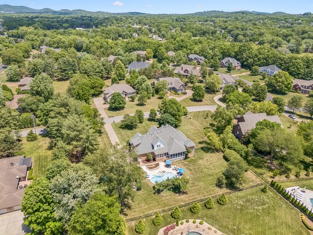 1203 Devens Dr, Brentwood, TN 37027