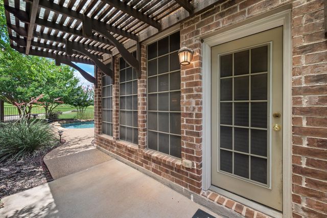 700 Tee Box Court, Mansfield, TX 76063