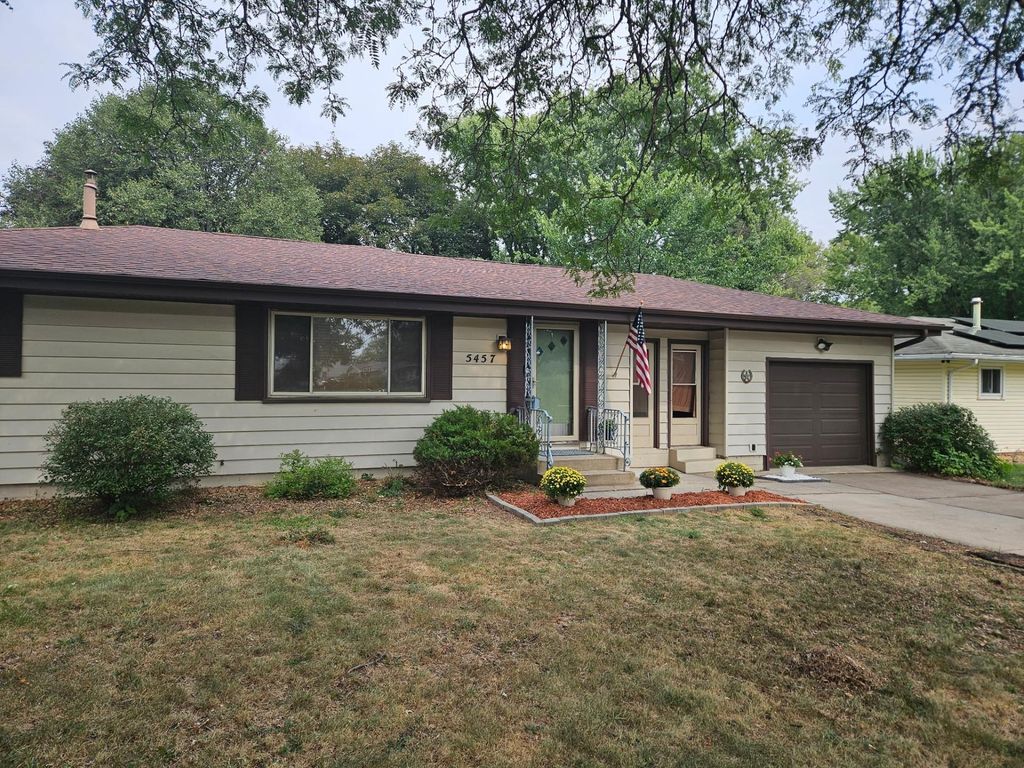 5457 Horizon Drive NE, Fridley, MN 55421 — photo 2