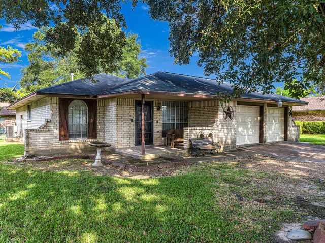 11115 Burningbush Lane, Houston, TX 77016