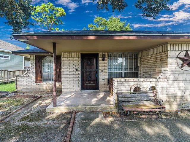 11115 Burningbush Lane, Houston, TX 77016
