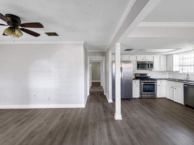 11115 Burningbush Lane, Houston, TX 77016