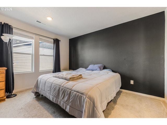 7049 Ne 4TH Ct, Vancouver, WA 98665