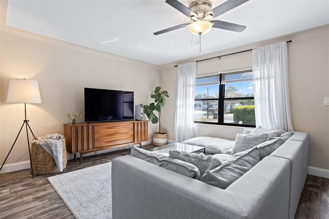 2700 49TH STREET N, St Petersburg, FL 33710