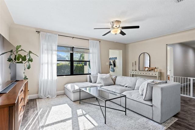 2700 49TH STREET N, St Petersburg, FL 33710