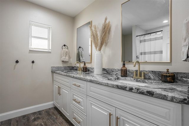 2700 49TH STREET N, St Petersburg, FL 33710