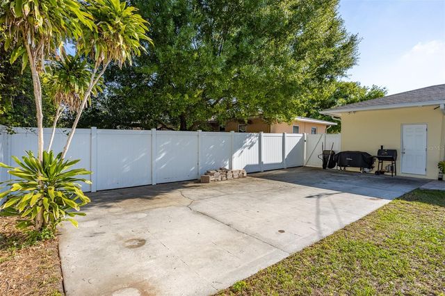 2700 49TH STREET N, St Petersburg, FL 33710