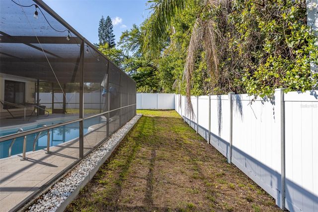 2700 49TH STREET N, St Petersburg, FL 33710