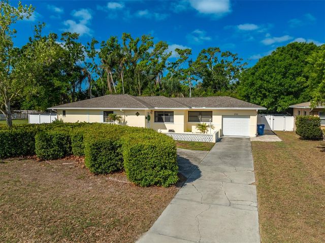 2700 49TH STREET N, St Petersburg, FL 33710