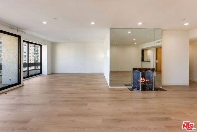 10551 Wilshire Boulevard 1405, Los Angeles, CA 90024