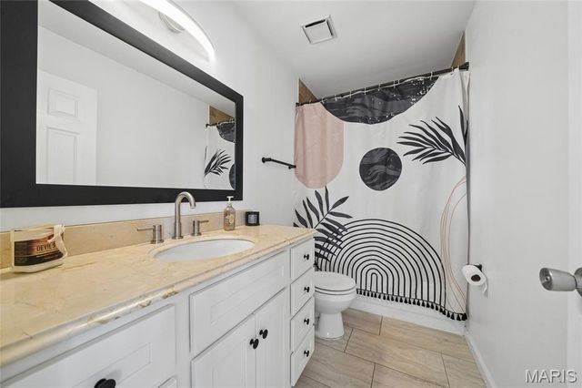 8 Dogwood Lane, Hillsboro, MO 63050