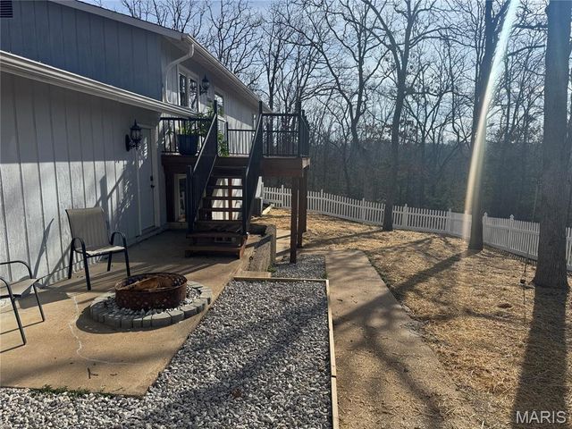 8 Dogwood Lane, Hillsboro, MO 63050