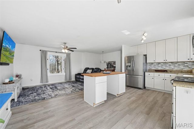 8 Dogwood Lane, Hillsboro, MO 63050