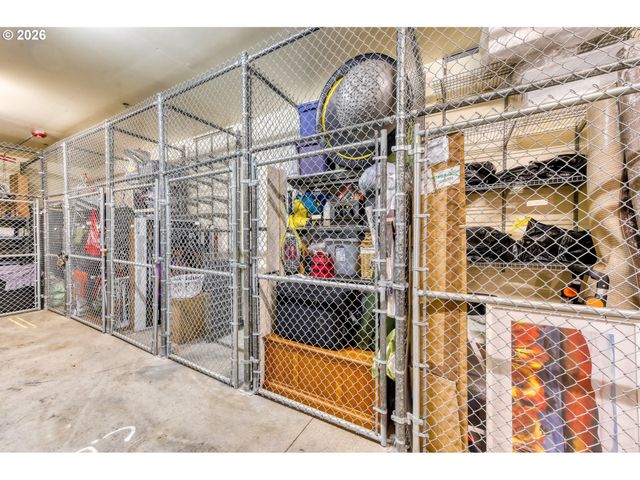 3970 N INTERSTATE Ave 307, Portland, OR 97227