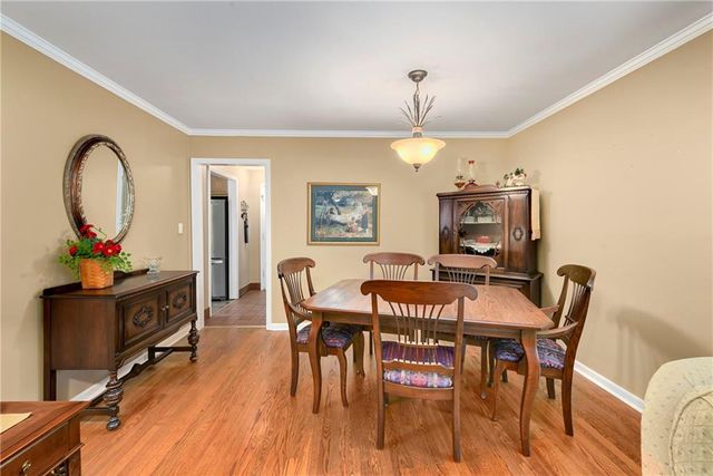 4201 W 98th Terrace, Overland Park, KS 66207