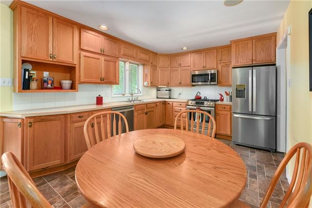 4201 W 98th Terrace, Overland Park, KS 66207