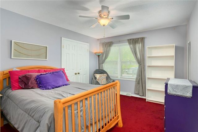 4201 W 98th Terrace, Overland Park, KS 66207