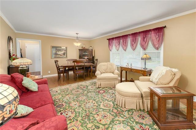 4201 W 98th Terrace, Overland Park, KS 66207