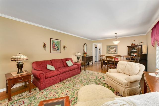 4201 W 98th Terrace, Overland Park, KS 66207