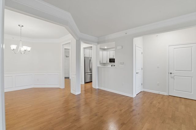 110 Trotter Rd 2401, Weymouth, MA 02190