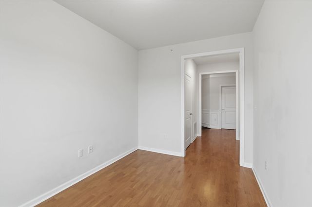 110 Trotter Rd 2401, Weymouth, MA 02190