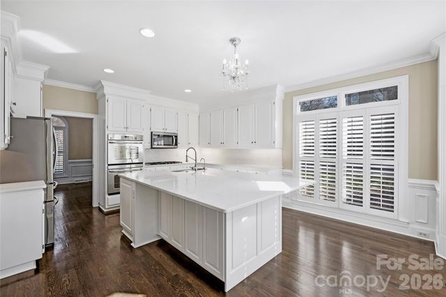 5242 Colony Road, Charlotte, NC 28226