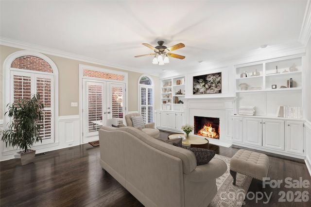 5242 Colony Road, Charlotte, NC 28226