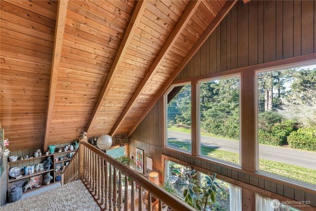 1106 46th Place, Seaview, WA 98644