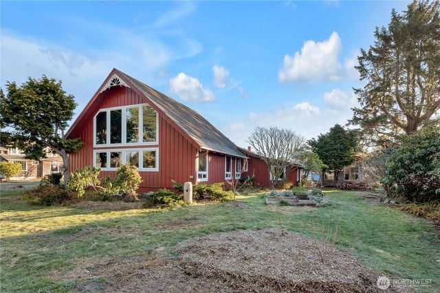 1106 46th Place, Seaview, WA 98644