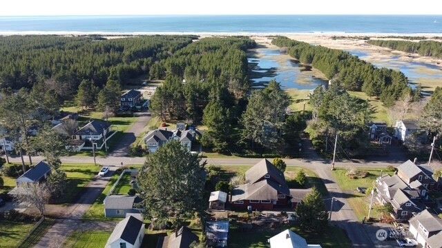 1106 46th Place, Seaview, WA 98644
