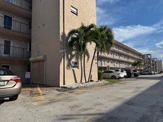 725 Lori Drive 107, Palm Springs, FL 33461