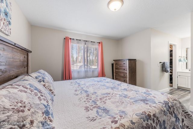 420 S Glenwood Dr, Post Falls, ID 83854