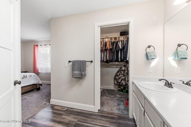 420 S Glenwood Dr, Post Falls, ID 83854