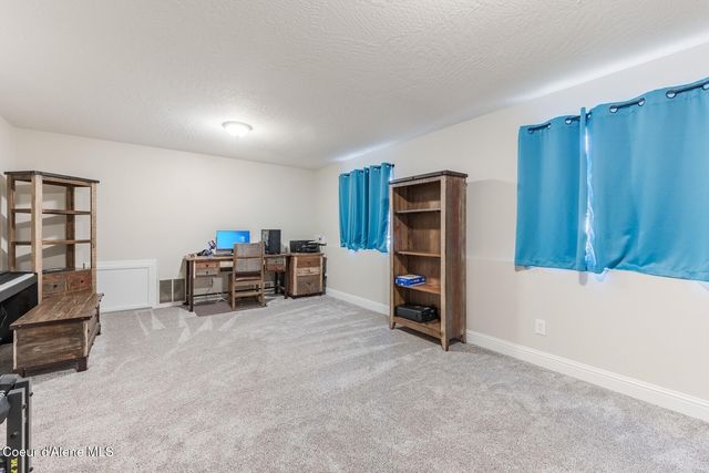 420 S Glenwood Dr, Post Falls, ID 83854