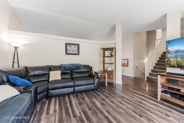 420 S Glenwood Dr, Post Falls, ID 83854