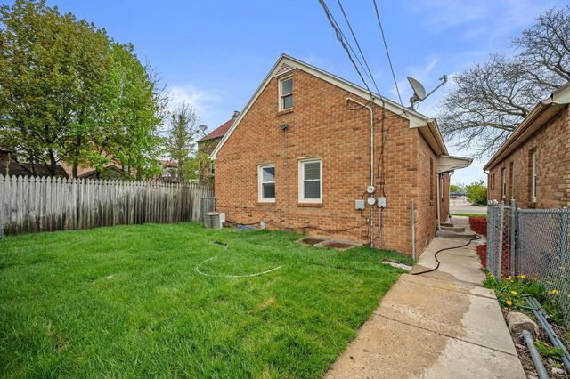 5359 33rd STREET, Milwaukee, WI 53209