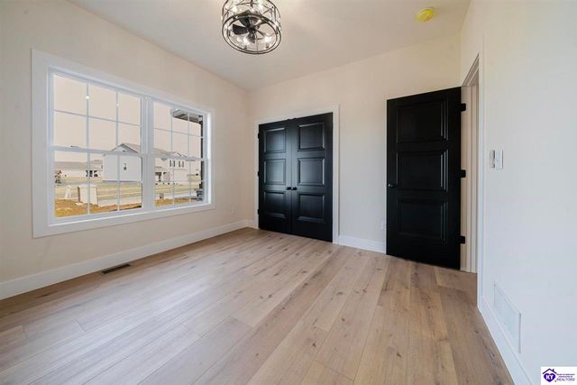 121 Calumet Loop, Elizabethtown, KY 42701