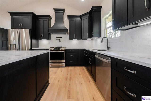 121 Calumet Loop, Elizabethtown, KY 42701