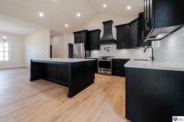 121 Calumet Loop, Elizabethtown, KY 42701