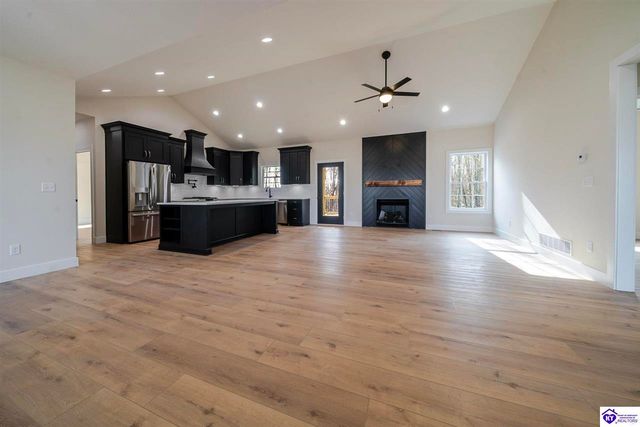 121 Calumet Loop, Elizabethtown, KY 42701