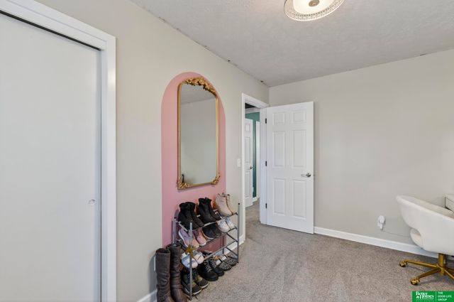 2103 Virginia Avenue, Bellevue, NE 68005