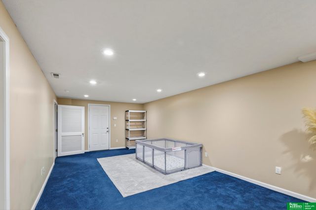 2103 Virginia Avenue, Bellevue, NE 68005