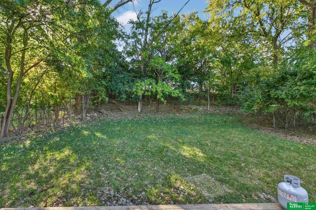 2103 Virginia Avenue, Bellevue, NE 68005