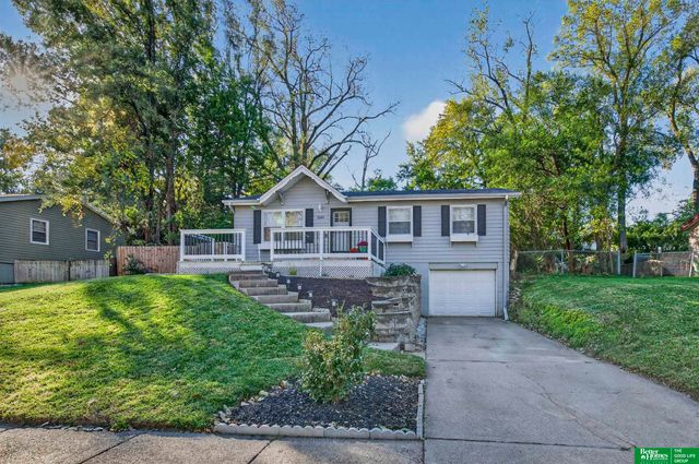 2103 Virginia Avenue, Bellevue, NE 68005