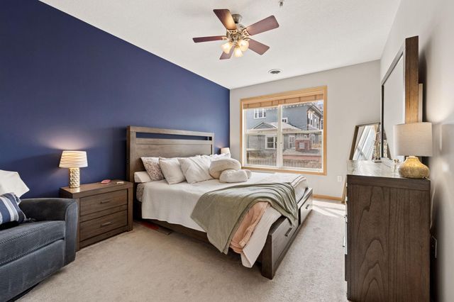 301 Oak Grove Street 314, Minneapolis, MN 55403