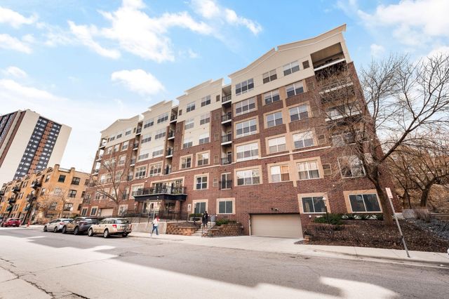 301 Oak Grove Street 314, Minneapolis, MN 55403